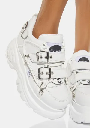Buckle Classic Low Leather Sneakers