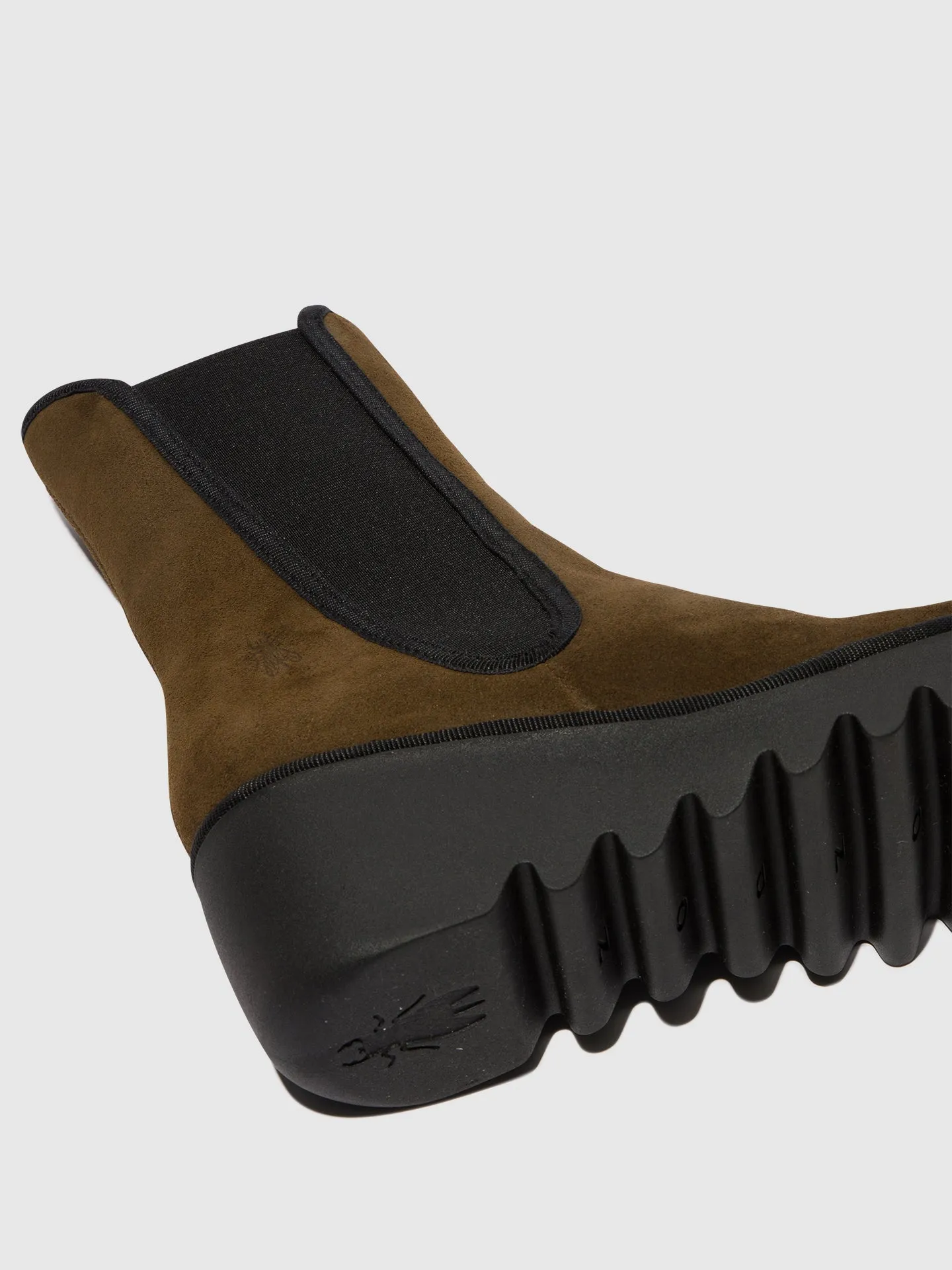 Chelsea Ankle Boots BYRO395FLY SLUDGE