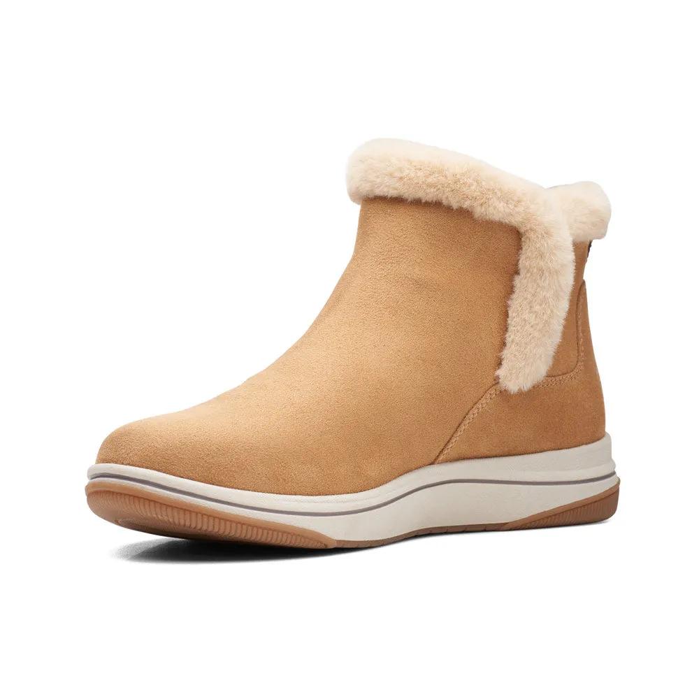 Clarks Breeze Fur Bootie Tan (Women's)