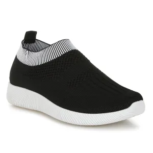 Flyknit Walking Sneakers