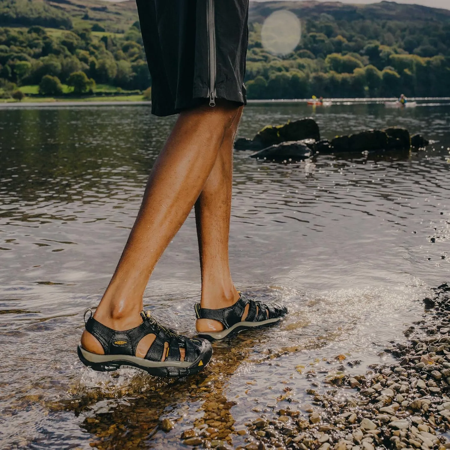 KEEN Men's Newport H2 Closed Toe Water Sandal